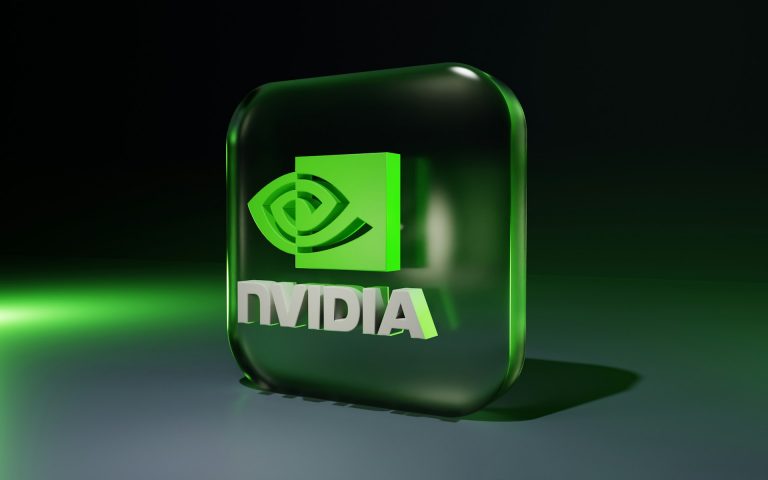 엔비디아의 새로운 셈법: 클라우드를 벗어난 AI PC, 그리고 250억 달러의 실탄
